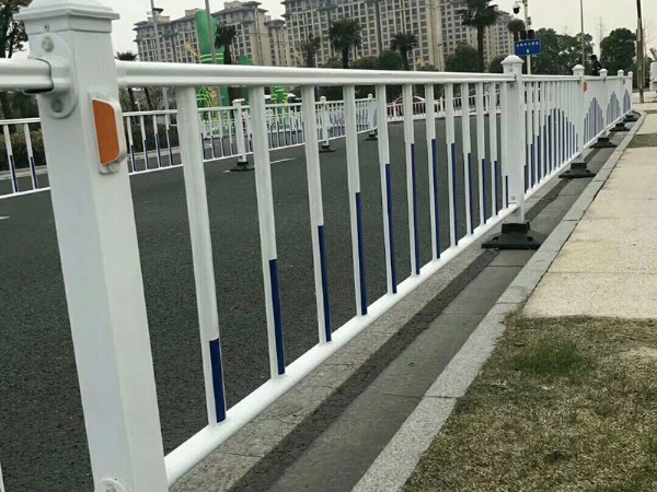 道路护栏