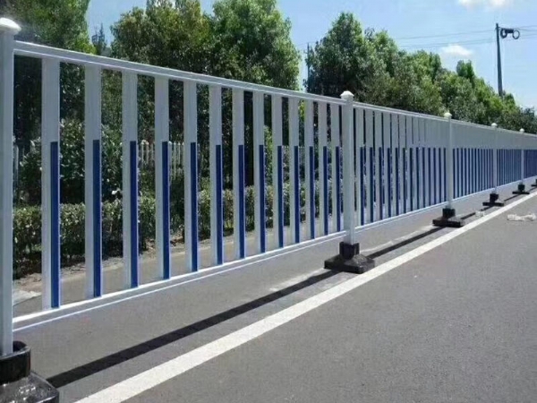 道路护栏