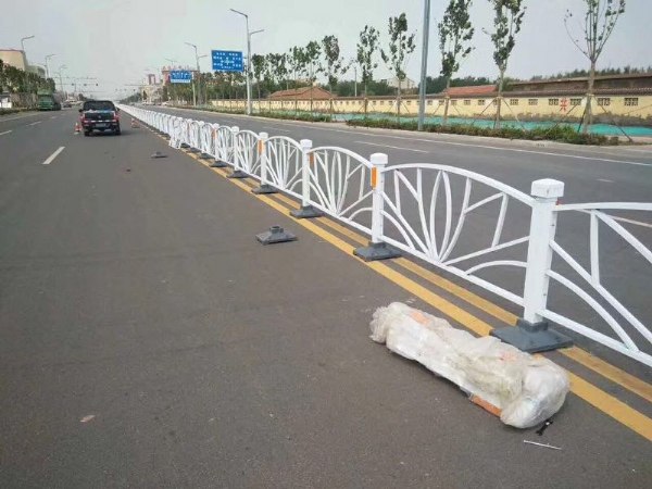道路护栏